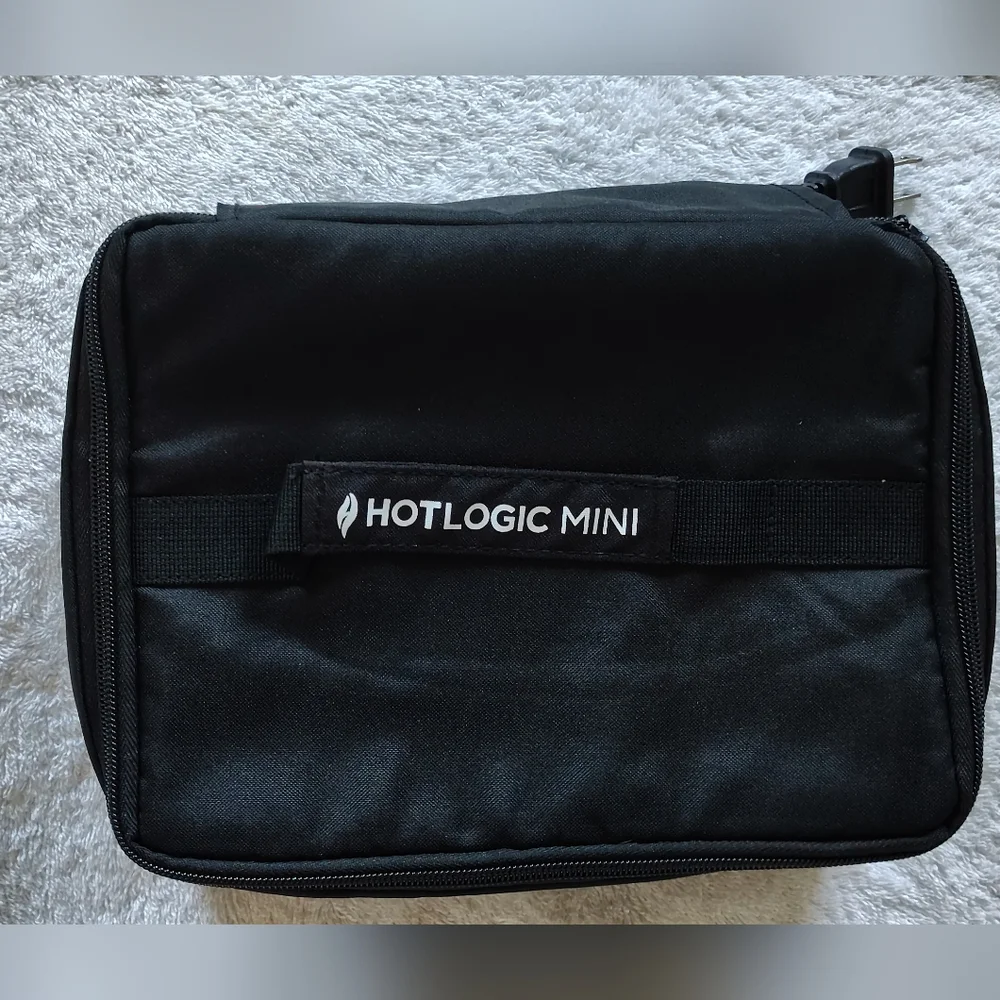 HOT LOGIC TRAVEL FOOD WARMER NEVER USED - Picture 1 of 4